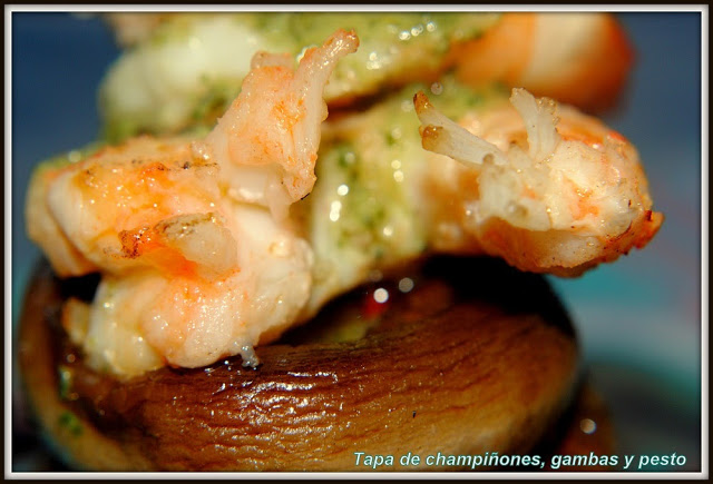 tapa de champiñones gambas y pesto 04