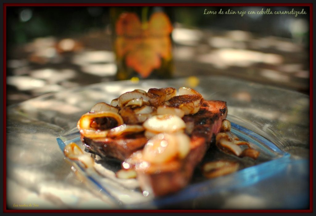 lomo de atún rojo con cebolla caramelizada 01