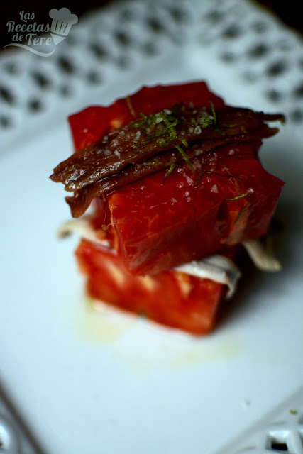 Ensalada de tomate rosa de Barbastro anchoas y boquerones tererecetas 04