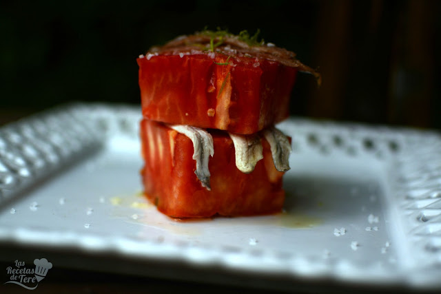 Ensalada de tomate rosa de Barbastro anchoas y boquerones tererecetas 05