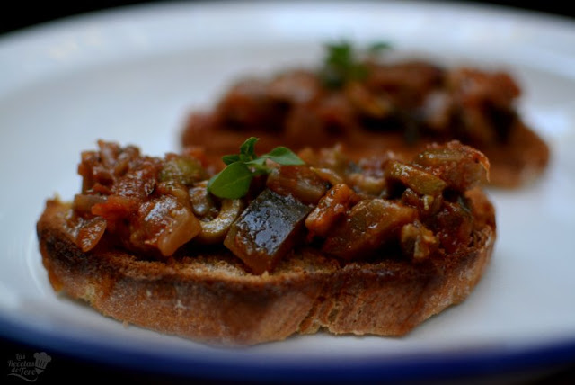 Como-hacer-deliciosas-tostas-caponata-03