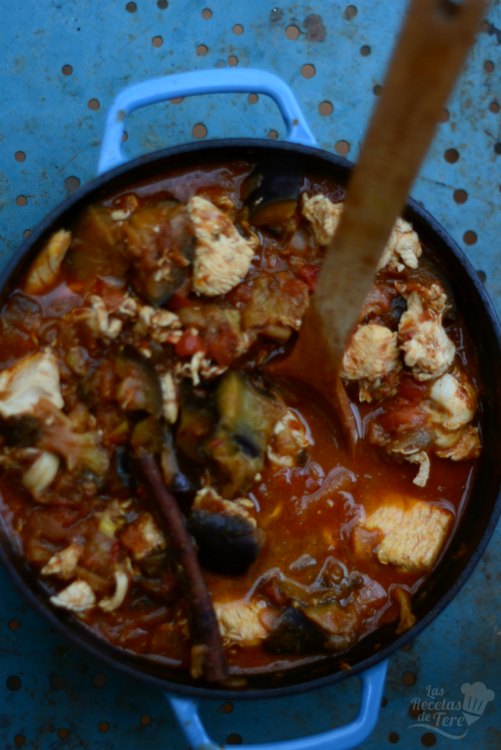 Pollo guisado con berenjenas al estilo sefardí - Las recetas de Tere