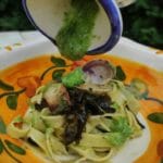 Tagliatelle con alga wakame y su pesto