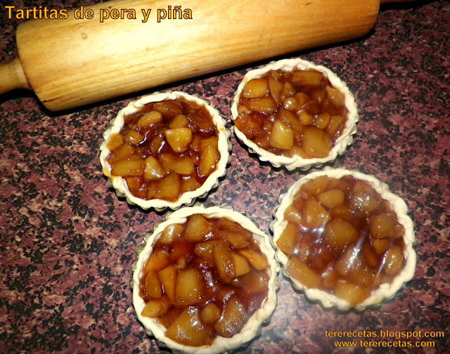 Tartitas de pera y piña Tartitas de pera y piña