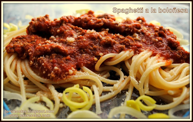 Spaghetti a la boloñesa 04