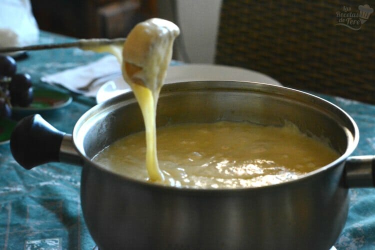 Cómo preparar fondue de queso