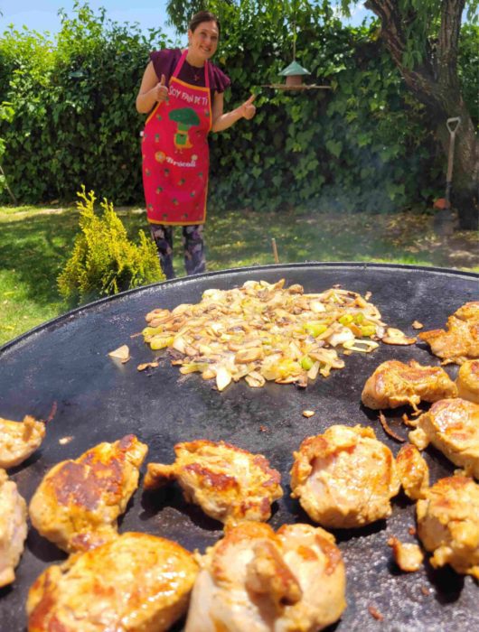 solomillo de cerdo a la plancha con champiñones y puerro