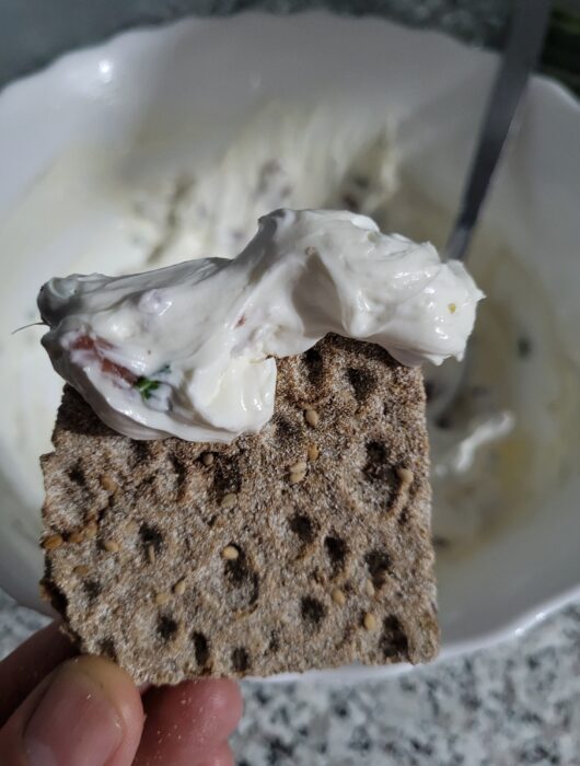 dip de queso crema y anchoas